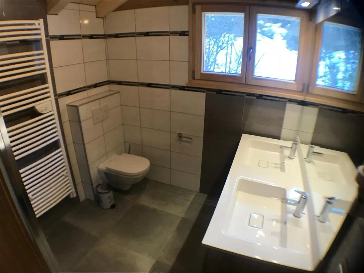 Le Savoyard Villa Chatel 0*,